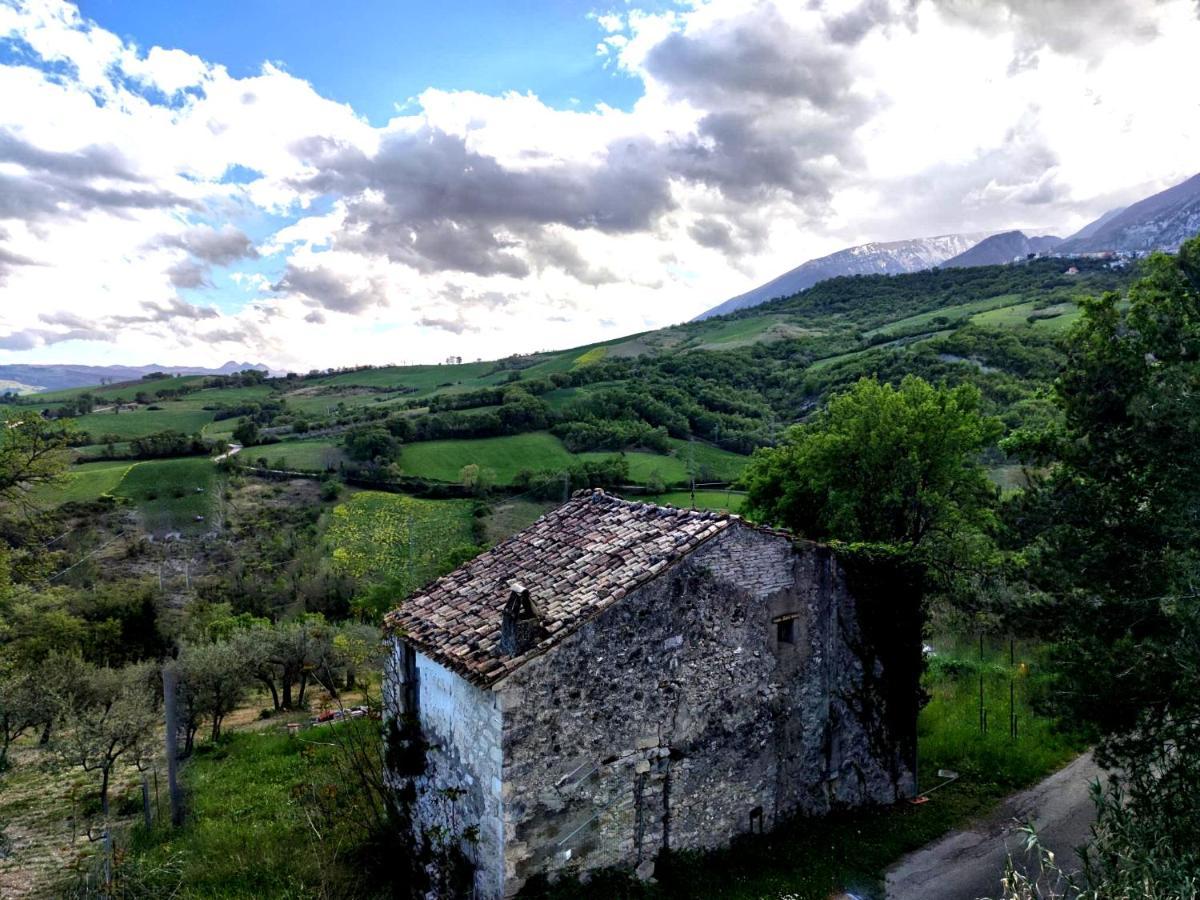 Ai Limiti • 67 • Stonehouse Guest House Palombaro Exterior photo
